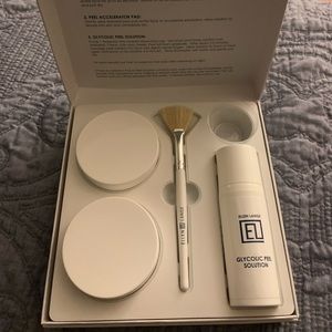 Ellen Lange Re-texturizing peel kit